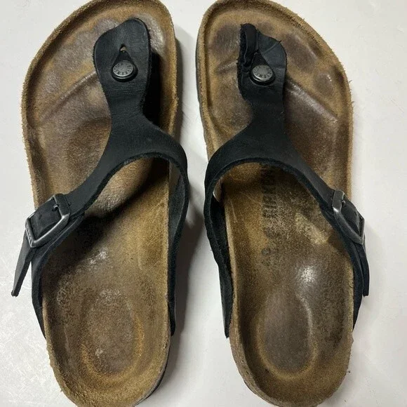 Birkenstock Gizeh Oiled Leather Sandals in Black 40 - Picture 5 of 16